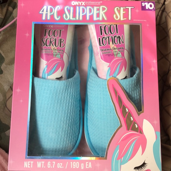 Never been open I only do cash app so read my profile - Picture 1 of 1